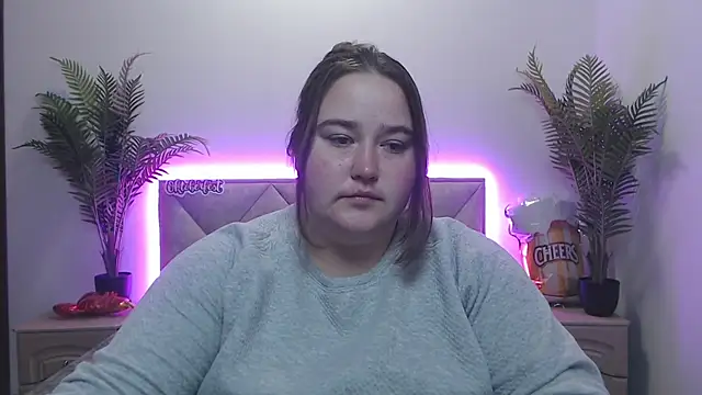 Snapshot of XX_Daniella_XX chatting on 10.02.25 XX Daniella XX online show from 10.02.25