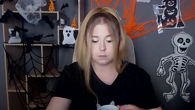 JessikaDaniel online show from 10.16.25