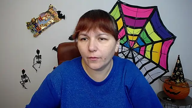 Snapshot of AliceInksSweetty chatting on 11.02.25 AliceInksSweetty online show from 11.02.25