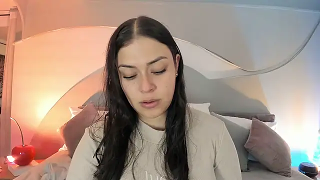 Snapshot of Nicolle_W chatting on 02.03.26 Nicolle W online show from 02.03.26