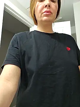 RebeccaXO  online show from 03.11.25