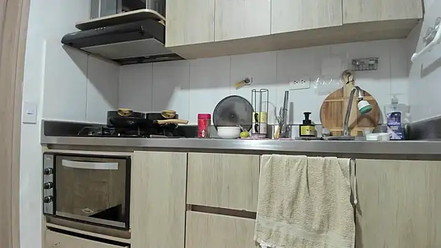 susy angel online show from 11.04.25