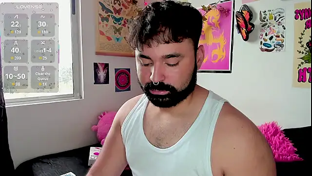 Snapshot of johnnyalx chatting on 10.02.25 johnnyalx online show from 10.02.25