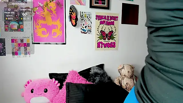 Snapshot of johnnyalx chatting on 10.09.25 johnnyalx online show from 10.09.25