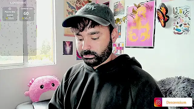 Snapshot of johnnyalx chatting on 10.30.25 johnnyalx online show from 10.30.25