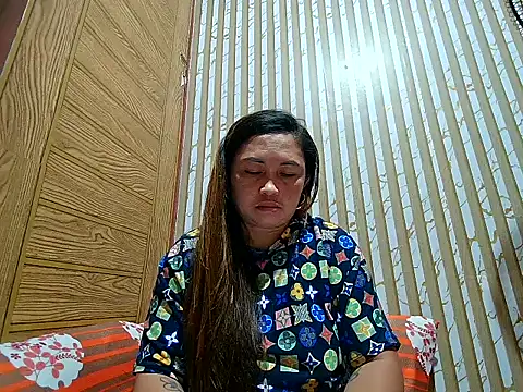 LalaiAsian online show from 03.12.26