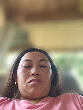 LalaiAsian online show from 04.12.26