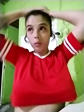 Snapshot of mariamac420 chatting on 12.21.24 mariamac420 online show from 12.21.24