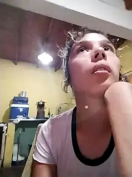 Snapshot of mariamac420 chatting on 01.24.25 mariamac420 online show from 01.24.25