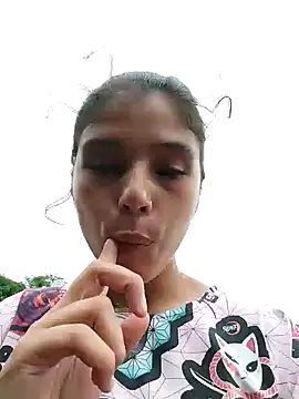 Snapshot of mariamac420 chatting on 02.15.25 mariamac420 online show from 02.15.25