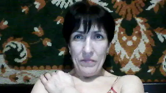 SunnyAmorre online show from 11.28.25