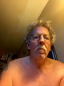 Snapshot of jck1m0t chatting on 10.04.25 jck1m0t online show from 10.04.25