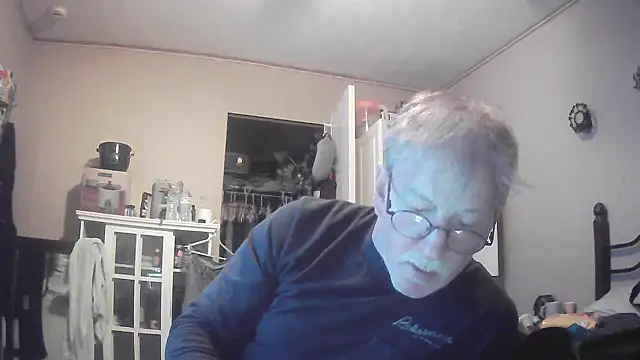 Snapshot of jck1m0t chatting on 10.20.25 jck1m0t online show from 10.20.25