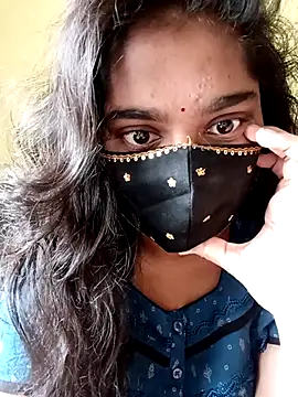 Snapshot of riya-baby chatting on 07.24.26 riya-baby online show from 07.24.26