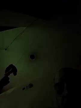 Snapshot of deshimund chatting on 10.18.25 deshimund online show from 10.18.25