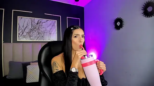 Samantha Brooke online show from 03.04.25