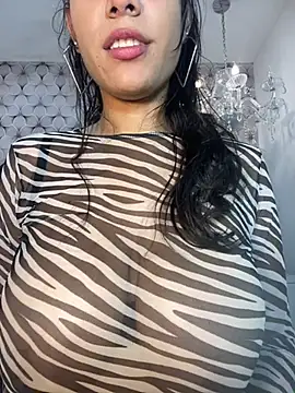 Snapshot of PilarJones_ chatting on 01.13.25 PilarJones online show from 01.13.25