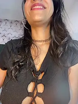 Snapshot of PilarJones_ chatting on 01.30.25 PilarJones online show from 01.30.25