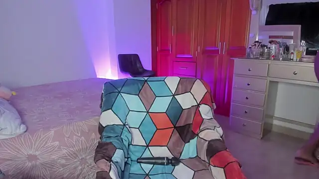 emma rules99 online show from 09.17.25