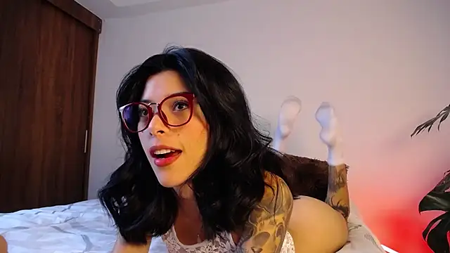 maggie kay online show from 09.10.25