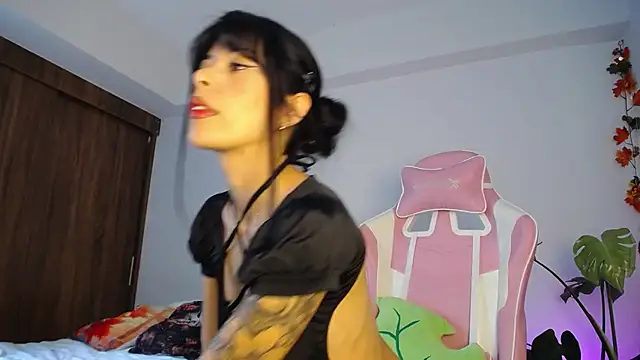 maggie kay online show from 10.09.25