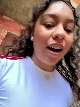 Snapshot of Shara_dreams chatting on 10.09.25 Shara dreams online show from 10.09.25