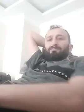 Snapshot of Yaramaz331 chatting on 03.21.25 Yaramaz331 online show from 03.21.25