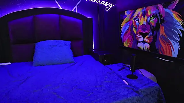 Snapshot of Secretfantasy_xxx chatting on 01.03.25 Secretfantasy xxx online show from 01.03.25