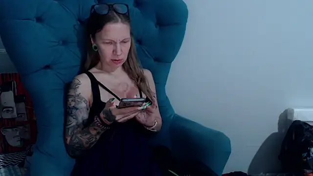 alexandra zaryanova online show from 02.11.25