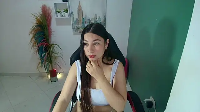 bella 99  online show from 02.13.26