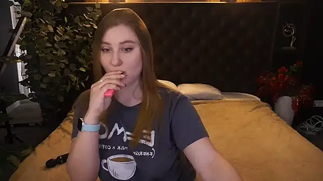 Snapshot of handsome_D chatting on 10.08.25 handsome D online show from 10.08.25