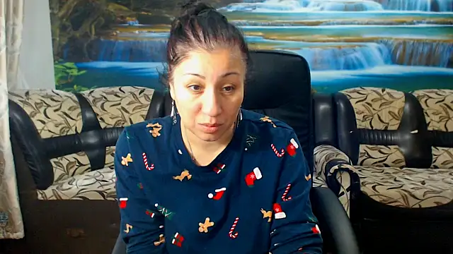 MoistMady online show from 01.19.26