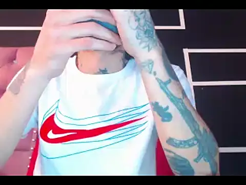 Snapshot of Christian_Stiven1 chatting on 11.02.25 Christian Stiven1 online show from 11.02.25