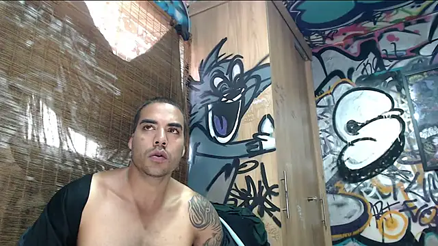 Snapshot of Justin_Frank chatting on 06.19.26 Justin Frank online show from 06.19.26