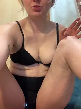 Snapshot of vanda26hot chatting on 04.23.26 vanda26hot online show from 04.23.26