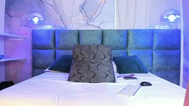 Scarleett 22 online show from 11.14.25