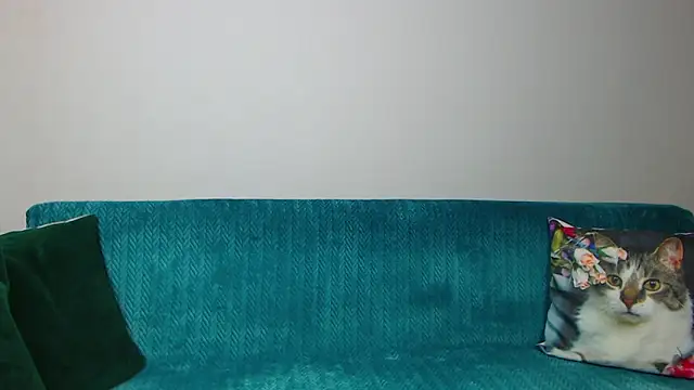 SaraDaisy online show from 11.27.25