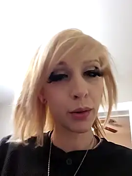 AmethystFoxx online show from 01.17.25