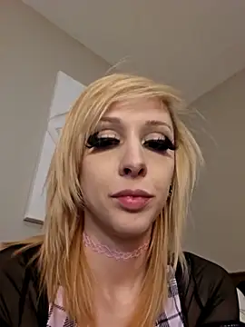 AmethystFoxx online show from 02.17.25