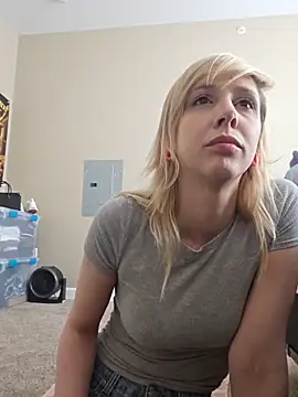 AmethystFoxx online show from 06.05.26
