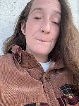 Mini And The Bear online show from 04.09.26