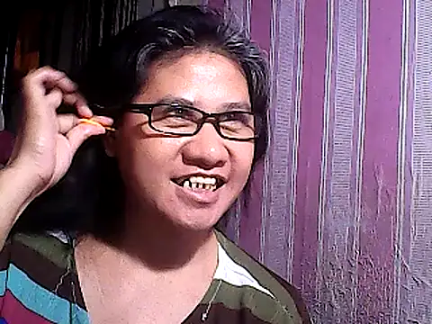 sweetsosie18 online show from 02.20.25