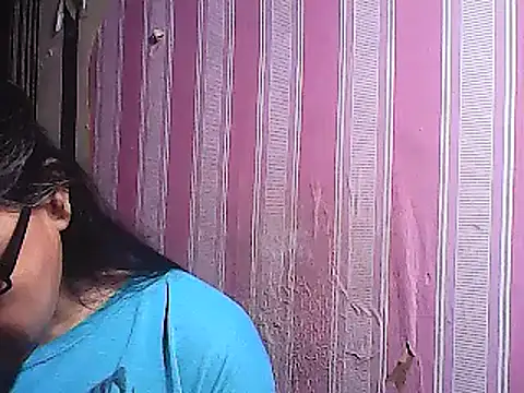 sweetsosie18 online show from 02.23.25