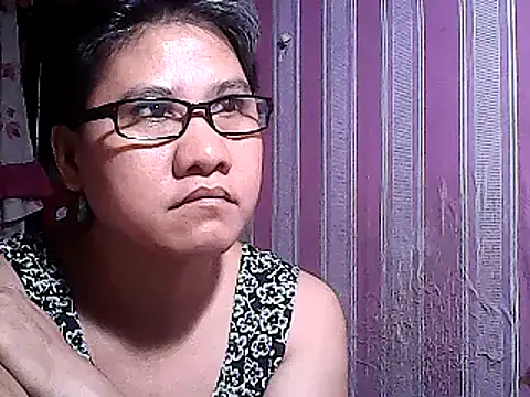 sweetsosie18 online show from 02.25.25