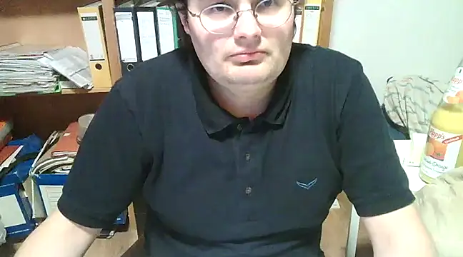 Snapshot of makau1 chatting on 01.31.25 makau1 online show from 01.31.25