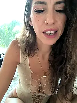 amanilouve online show from 01.08.25