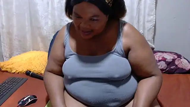 MatureBootyBabe4Uxx online show from 03.01.26