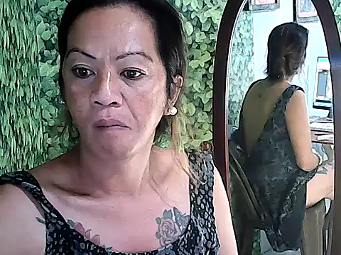 yummy 21xxx online show from 10.17.25