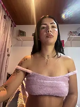 Snapshot of MadisonCambel chatting on 01.13.25 MadisonCambel online show from 01.13.25