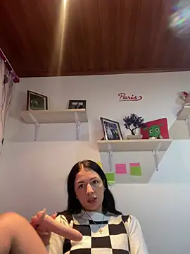 Snapshot of MadisonCambel chatting on 01.15.25 MadisonCambel online show from 01.15.25